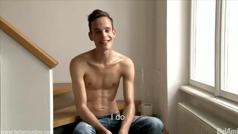 Casting für gut bestückten jungen Mann