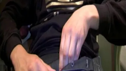 Samy, algerino di 20 anni di Aulnay-sous-Bois