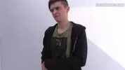 Czech Hunter 374: un joven hetero de gigoló por unas horas
