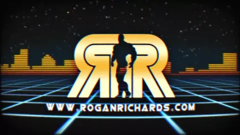 Macho peludo y musculoso