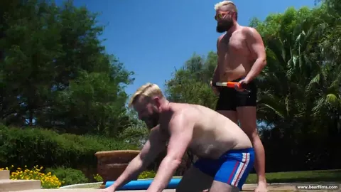 Bears chauds et humides pour défonce sans limite