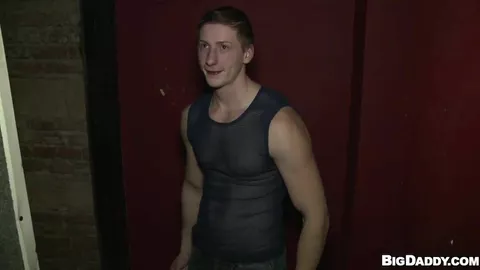 Sexcapade in einem Underground-Sexclub in Moskau