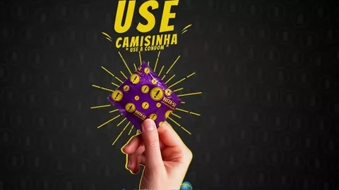 Latino wird bareback vom Black gefickt