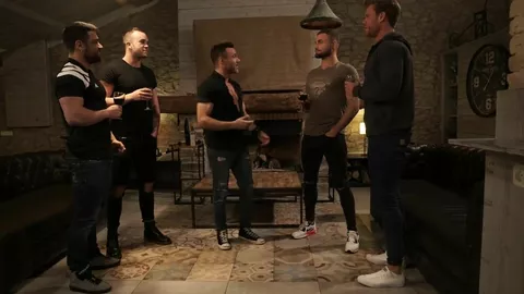 Fisting extreme et travail du cul: Viktor Rom & Devin Franco