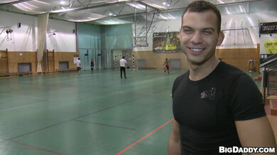 Plan exhib sur le terrain de volley