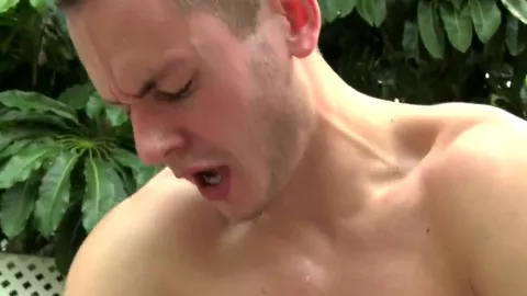 Gran cazzo da svuotare