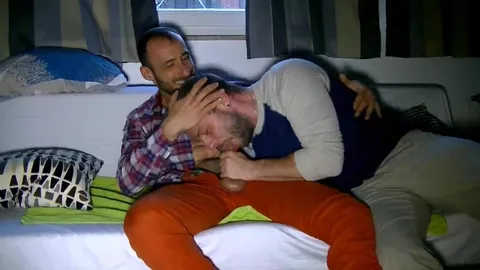 Ely & Dany aiment le sexe oral | Keum Gay