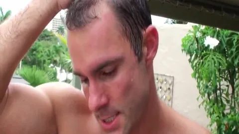 Alex Adams e Cameron Kincade: Sesso sotto la doccia estiva