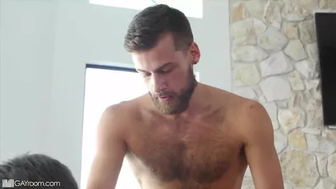 Jeux coquins dans la piscine