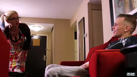 Benvenuto nel palazzo — Ethan Chase & Dustin Holloway