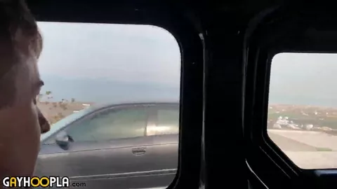 Beaux gosses hot en séjour en Grèce