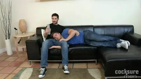 Grosse queue perfore un gros cul