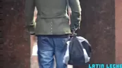 Mestizo hetero acepta dinero para que se lo follen