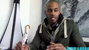 Mestizo hetero acepta dinero para que se lo follen