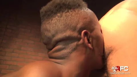 Pompino e anale — interrazziale