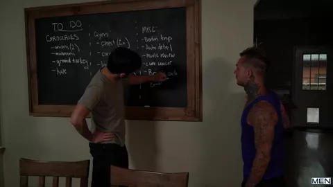 MEN — Pass the Bottom Parte 1 — Brian Michaels & Ty Mitchell