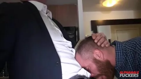 Zack Acland et Rogue Status