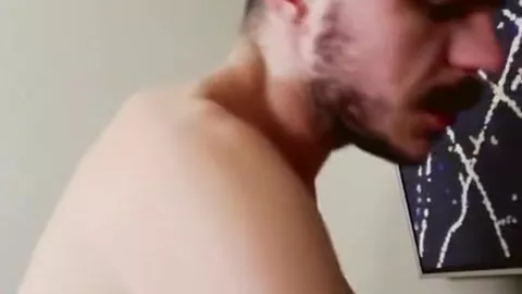 Mickey Carpathio et Luke Harding