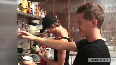 HelixStudios – Daydream with Cream – Jessie Montgomery, Tyler Hill