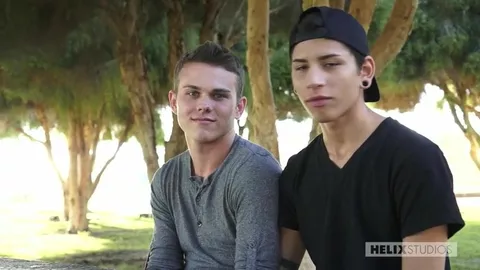 HelixStudios - A Bola no Rabo - Aiden Garcia, Elliott Grey
