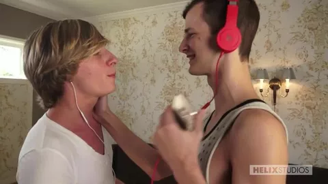 HelixStudios – Rock Out with Your Cock Out – Jasper Robinson, Jessie Montgomery