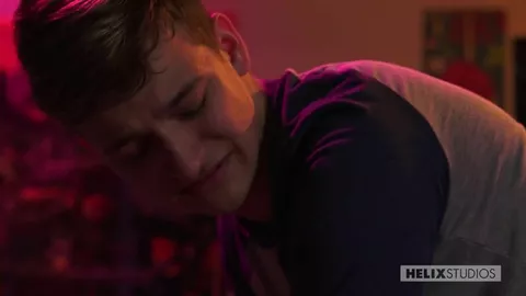 HelixStudios – Max Bends Bastian – Max Carter, Bastian Hart