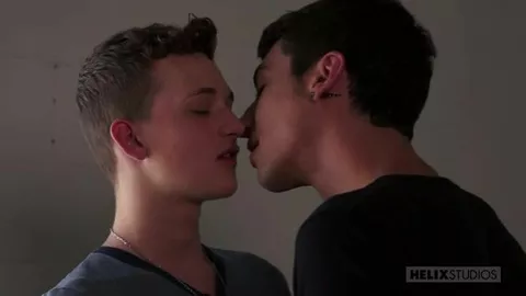 HelixStudios – Breaking Bastian – Roman Daniels, Bastian Hart