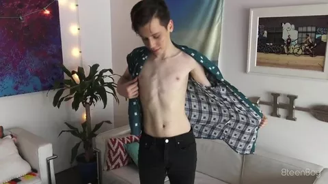 HelixStudios – 8teenboy – Devin Lewis Solo Session