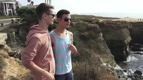 HelixStudios – 8teenboy – Seaside Flipfuck – Trevor Harris, David Rhodes