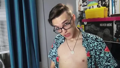 HelixStudios – 8teenboy – Dustin Cook Solo Session