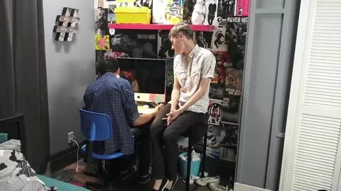 HelixStudios – 8teenboy – After School Ass – Jared Scott, Bryce Foster