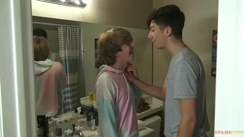 HelixStudios – Spank This – Bad Roommate – Jared Scott, Jamie Ray