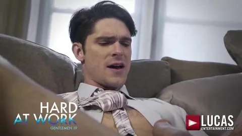 Devin Franco & Lee Santino — flip fuck en traje