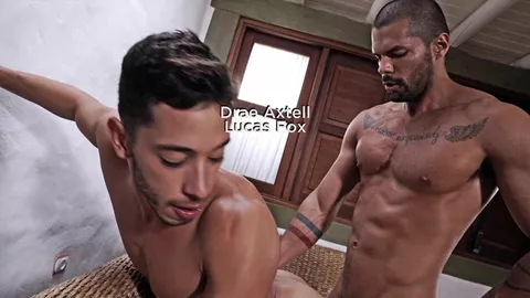 LucasEntertainment — Drae Axtell leva o pau do Lucas Fox