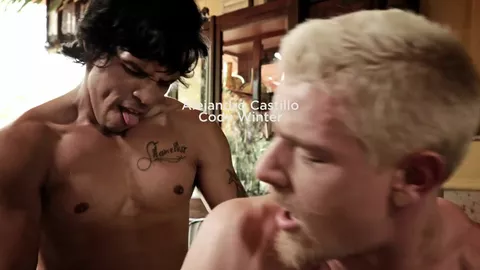 Lucas Entertainment — Alejandro Castillo encule Cody Winter profondément
