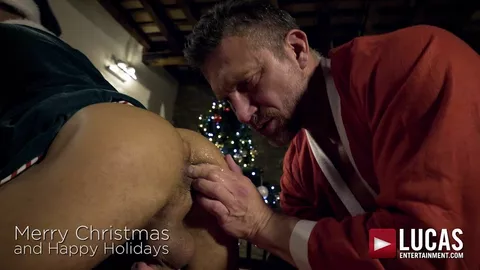 LucasEntertainment – Bareback Christmas – Tomas Brand & Klim Gromov