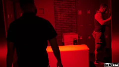 Schiavo punito in gabbia