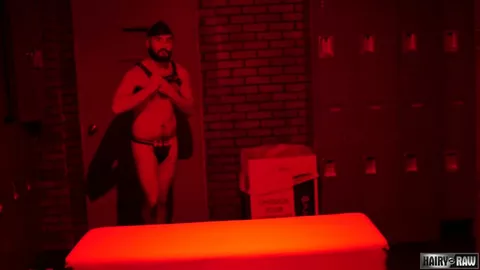 Escravo punido na jaula