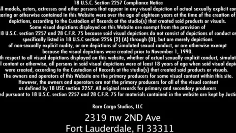 Trio di twink sul biliardo