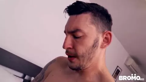 Cul ouvert à emplir — Bromo