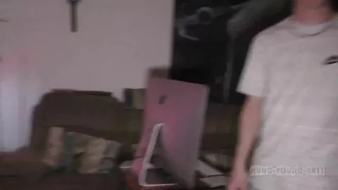 Mein 22-cm-Schwanz füllt den Arsch meines besten Freundes (21)