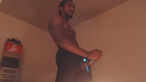 Tipo sexy si masturba