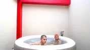 Casal transa no Chaturbate no seu jacuzzi