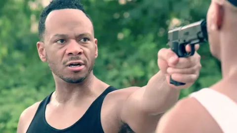 Serie gay erotica: Steel River — Episodio 4