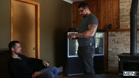 Cet addict aux grosses bites ne sera pas déçu