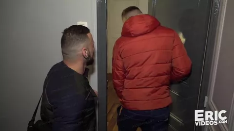 2 tipos que me llenen el culo de jugo