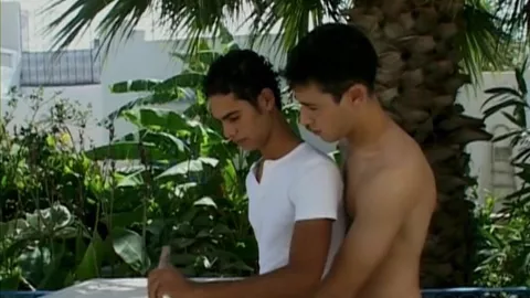 Blédard se fait sucer le zob