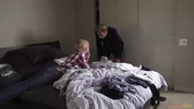 Un minet blond reçoit la fessée