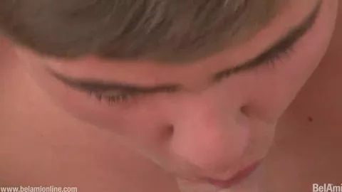 La grosse bite de Jason Bacall : un plaisir pour la bouche