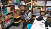 Un homme noir vole un magasin et donne son cul pour ne pas être arrêté - Bareback